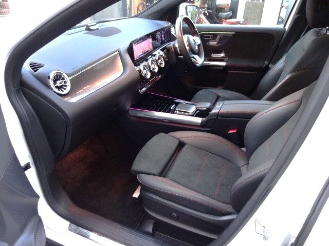 Mercedes Benz GLA-CLASS 2021-03 194184-12