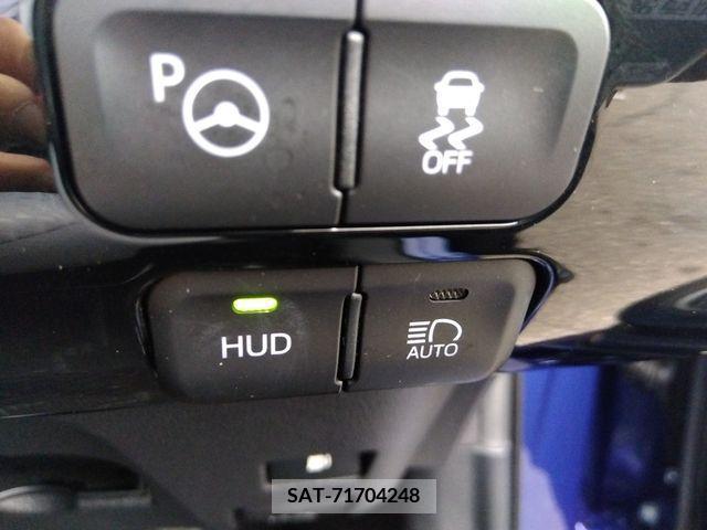 Toyota PRIUS 2017-05 228398-13