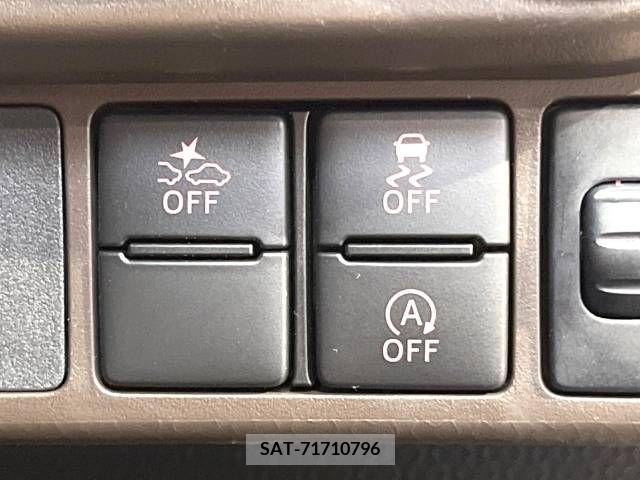 Toyota ROOMY 2022-08 283628-6