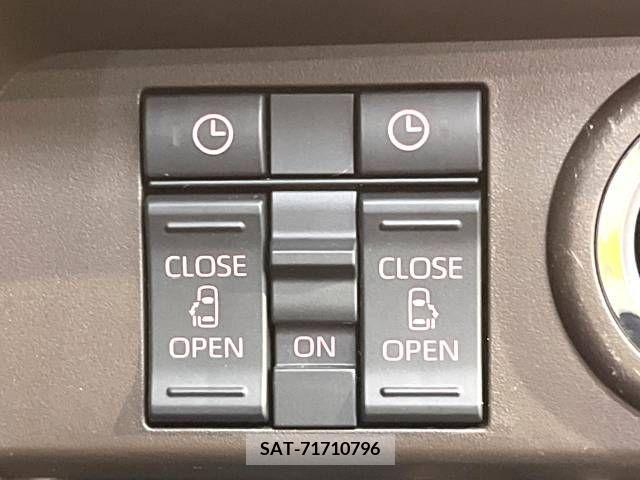 Toyota ROOMY 2022-08 283628-5
