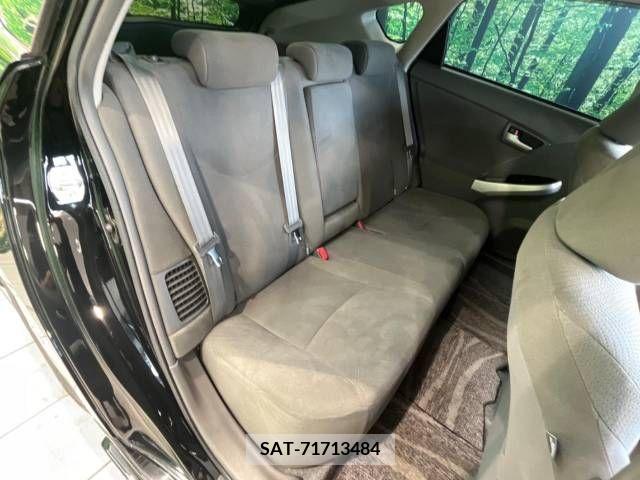 Toyota PRIUS 2011-01 366375-9