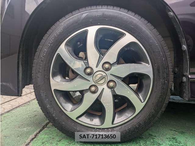 Nissan ROOX 2012-08 334266-5