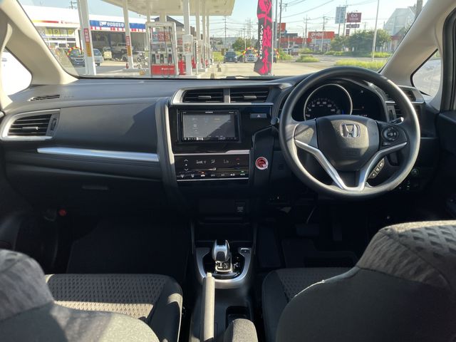 Honda FIT HYBRID 2018-07 11484-2