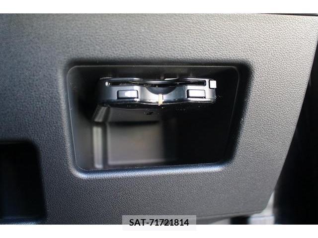 Daihatsu WAKE 2014-12 371083-4