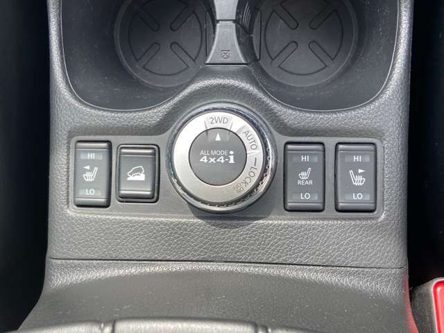 Nissan X-TRAIL 2018-08 13672-12