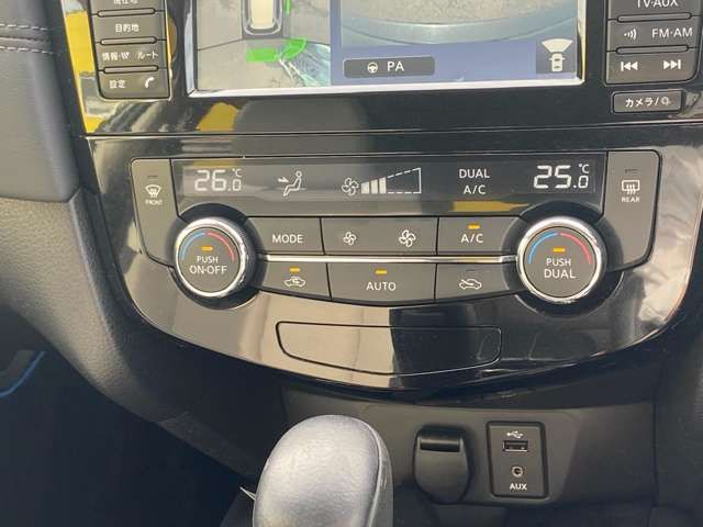Nissan X-TRAIL 2018-08 13672-10