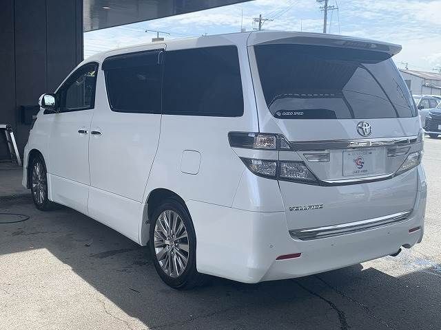 Toyota VELLFIRE 2013-06 13278-16