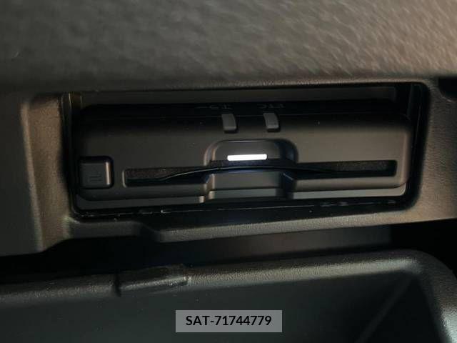 Nissan SERENA 2019-11 229719-7