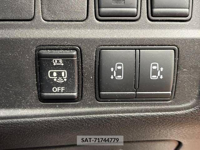 Nissan SERENA 2019-11 229719-5