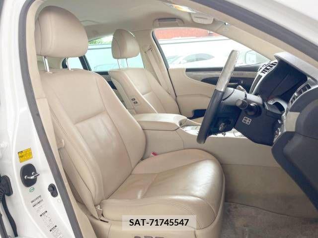 Lexus LS 2010-02 275577-8