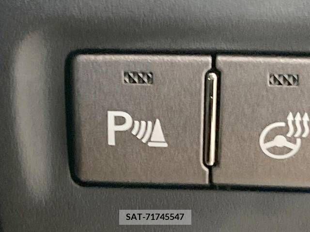 Lexus LS 2010-02 275577-4