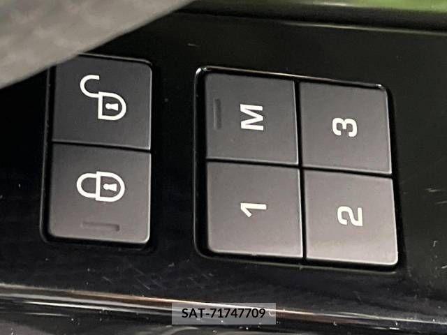 ROVER RANGE ROVER 2017-09 283865-9
