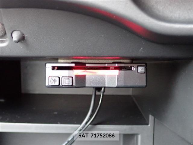 Nissan NOTE 2019-01 223221-13