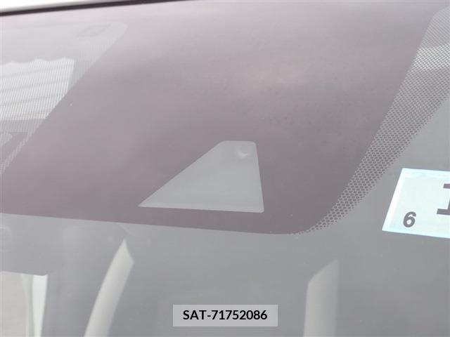 Nissan NOTE 2019-01 223221-7