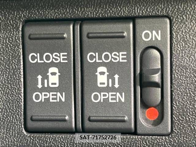 Honda e 2017-12 341974-3