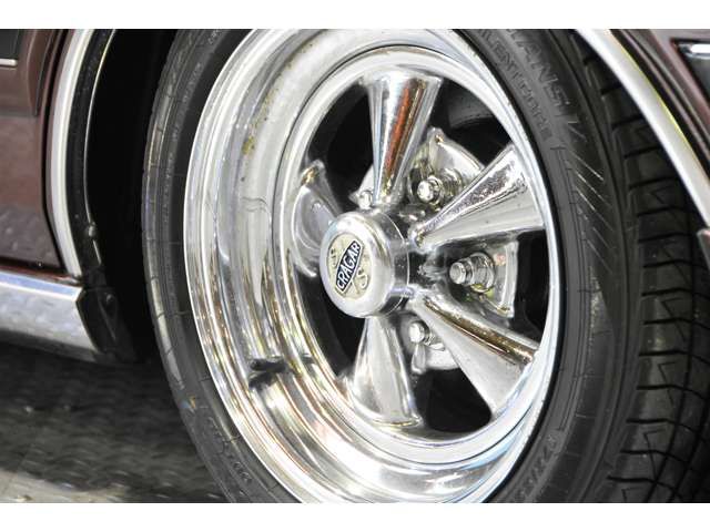 Nissan CEDRIC SEDAN 1986-04 3956-10