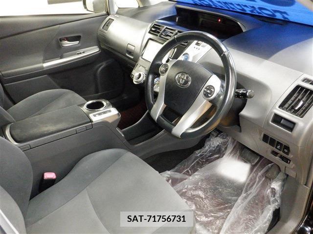 Toyota PRIUS ALPHA 2014-01 257029-1