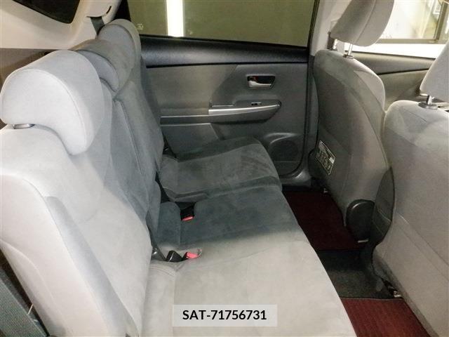 Toyota PRIUS ALPHA 2014-01 257029-6