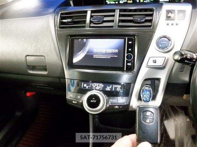 Toyota PRIUS ALPHA 2014-01 257029-10