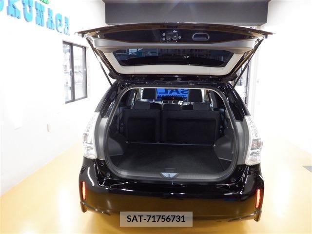 Toyota PRIUS ALPHA 2014-01 257029-8