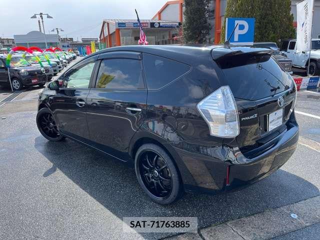 Toyota PRIUS ALPHA 2013-09 282455-2