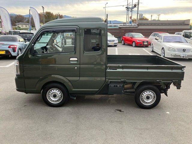 Suzuki CARRY TRUCK 2023-02 194885-8