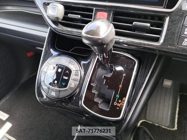 Toyota ESQUIRE 2020-07 321655-14
