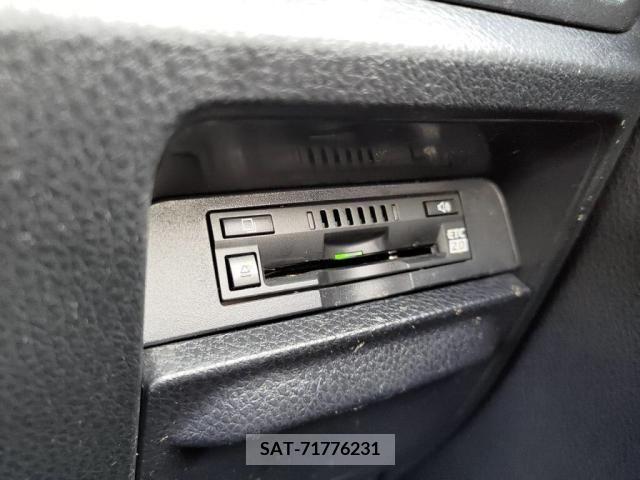Toyota ESQUIRE 2020-07 321655-19