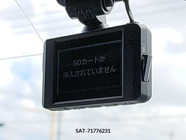 Toyota ESQUIRE 2020-07 321655-18
