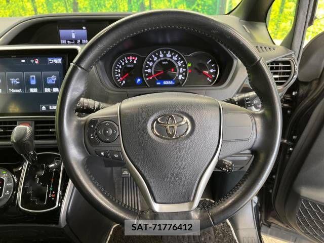 Toyota VOXY 2018-03 289926-11