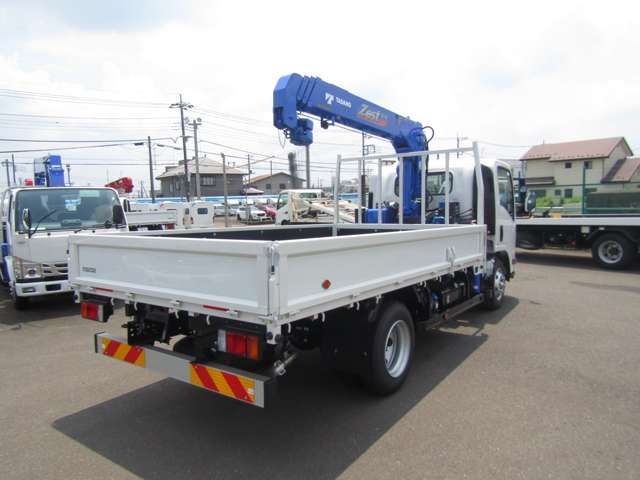 Mazda TITAN 2023-09 9424-4