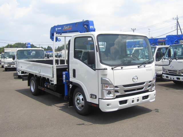 Mazda TITAN 2023-09 9424-2