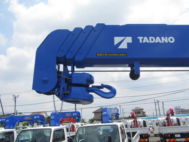 Mazda TITAN 2023-09 9424-14
