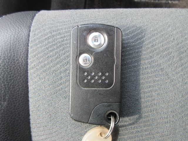 Honda INSIGHT EXCLUSIVE 2012-01 1513-26