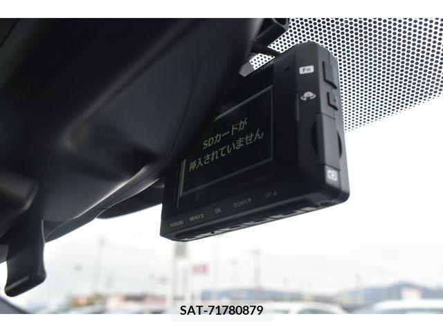 Nissan LEAF 2020-08 218604-8