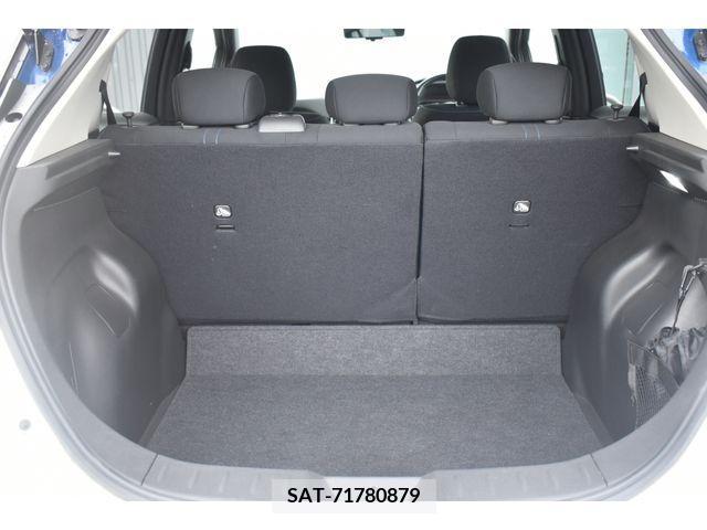 Nissan LEAF 2020-08 218604-17