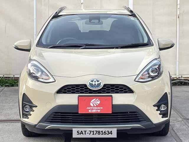 Toyota AQUA 2018-02 381238-5