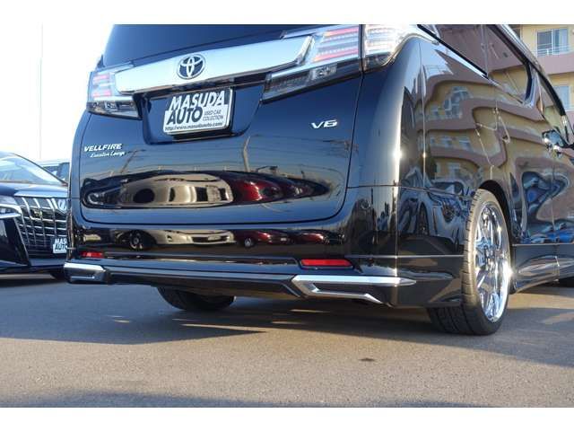 Toyota VELLFIRE 2017-03 186137-18