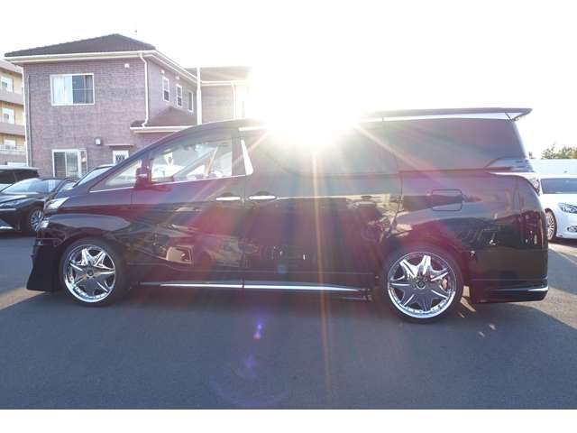 Toyota VELLFIRE 2017-03 186137-3