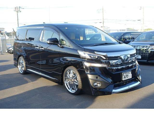 Toyota VELLFIRE 2017-03 186137-2