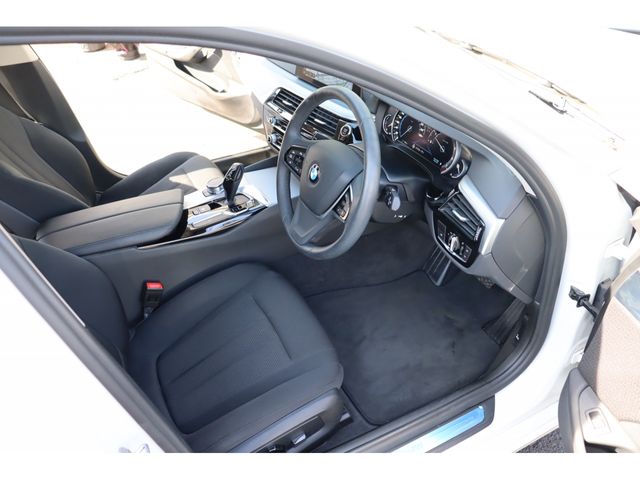 Bmw 5 SERIES 2017-01 1295-2