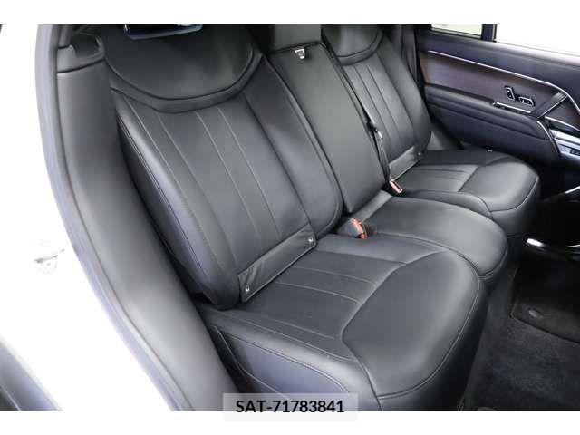 ROVER RANGE ROVER 2022-08 379806-11