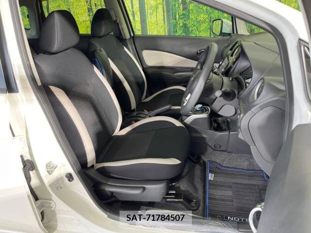 Nissan NOTE 2018-08 305415-8