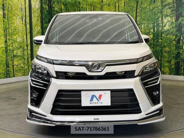 Toyota VOXY 2017-09 223754-14