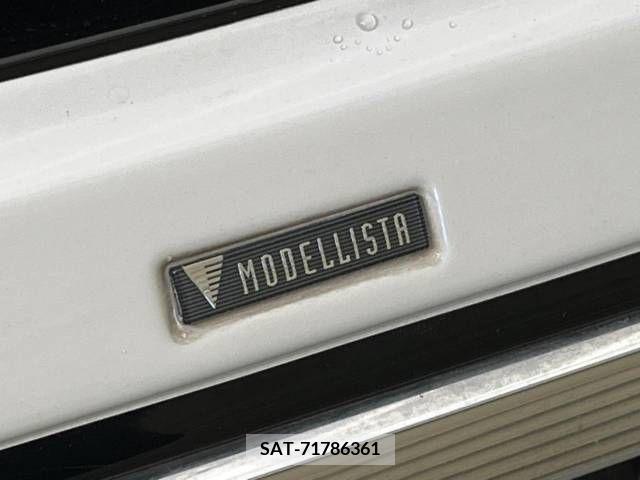 Toyota VOXY 2017-09 223754-2