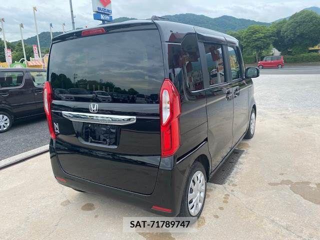 Honda N BOX 2022-06 333902-7