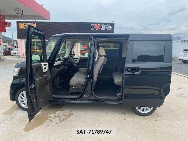 Honda N BOX 2022-06 333902-6