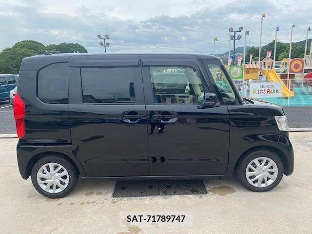 Honda N BOX 2022-06 333902-3