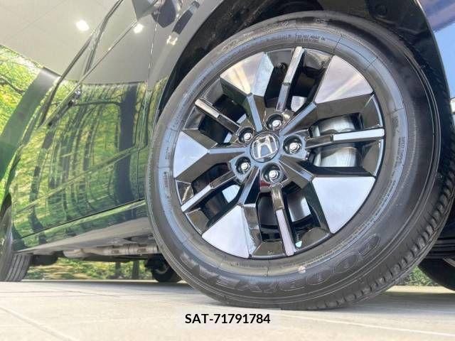 Honda e 2023-08 342181-13