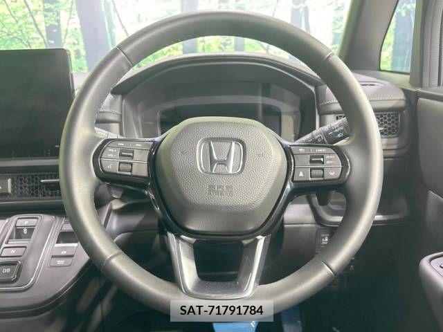 Honda e 2023-08 342181-11